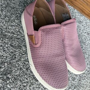 OluKai Pehuea Slip on